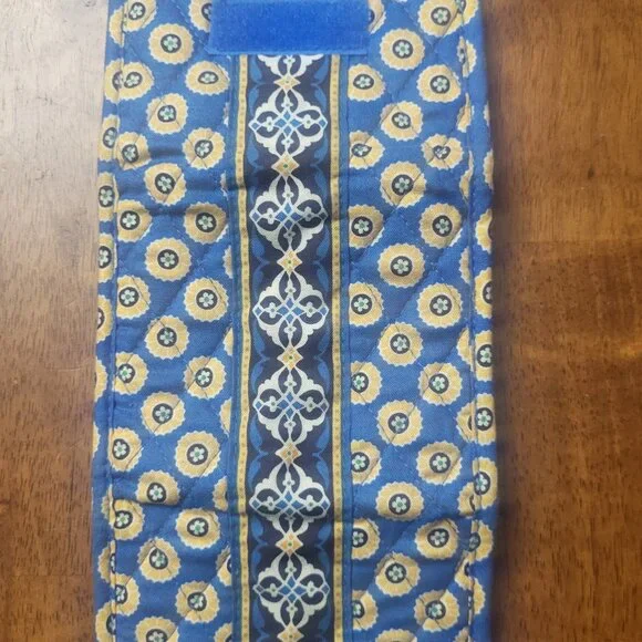 Vera Bradley ~ Rivera Blue Tri - Fold Wallet ~ Excellent / New Condition - Picture 2 of 7